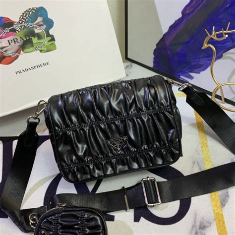 sacoche prada faux